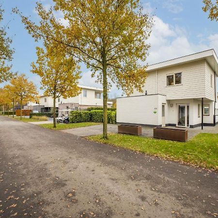 Modern Villa Near Harderwijk With Whirlpool Zeewolde Exterior photo